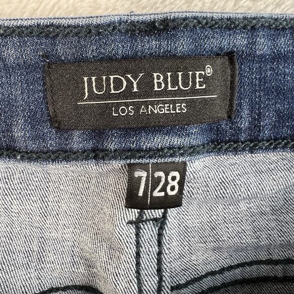 Judy Blue 7 / 28 Skinny Fit Capri Jeans Mid Rise Distressed Stretch Denim Blue - Picture 7 of 15